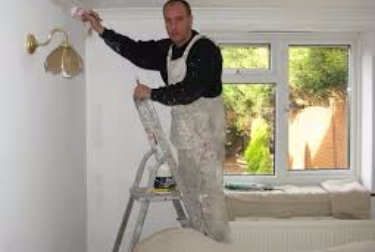 Christchurch painter says building firms use tradespeople 'like banks' 